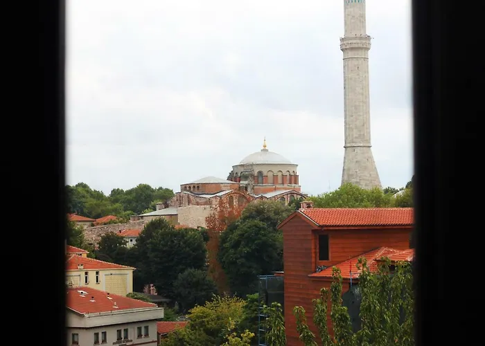 Fuego Design Отель 2*